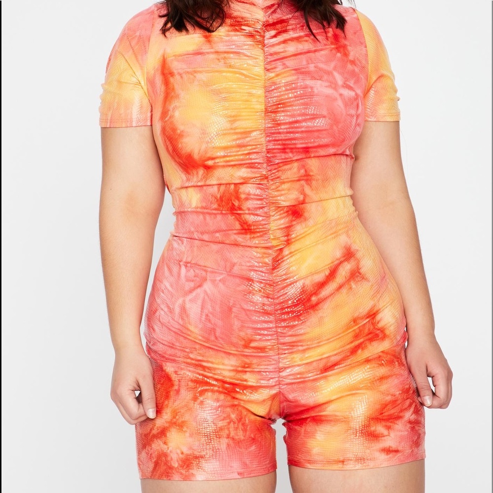 NWT SIZE 3X Dolls Kill Tie Dye Romper!